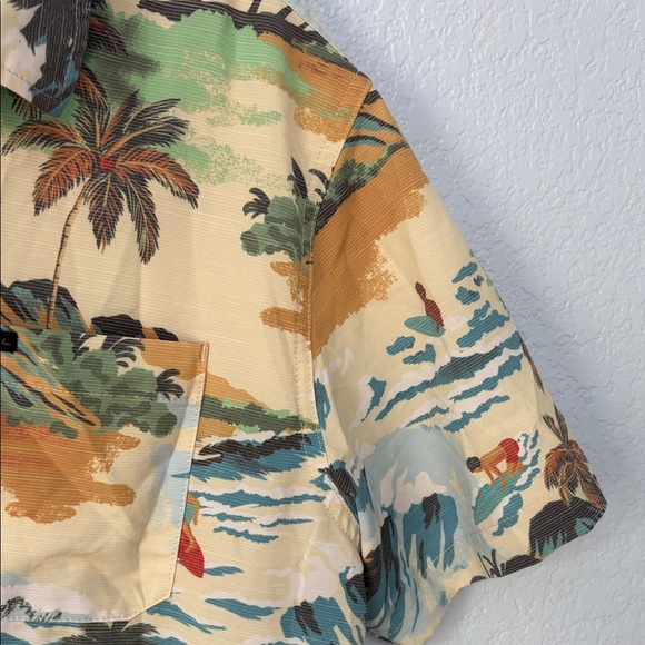 O'Neill TRVLRSERIES Standard Fit Size Medium Tropical Print Men's Shirt - Picture 8 of 11